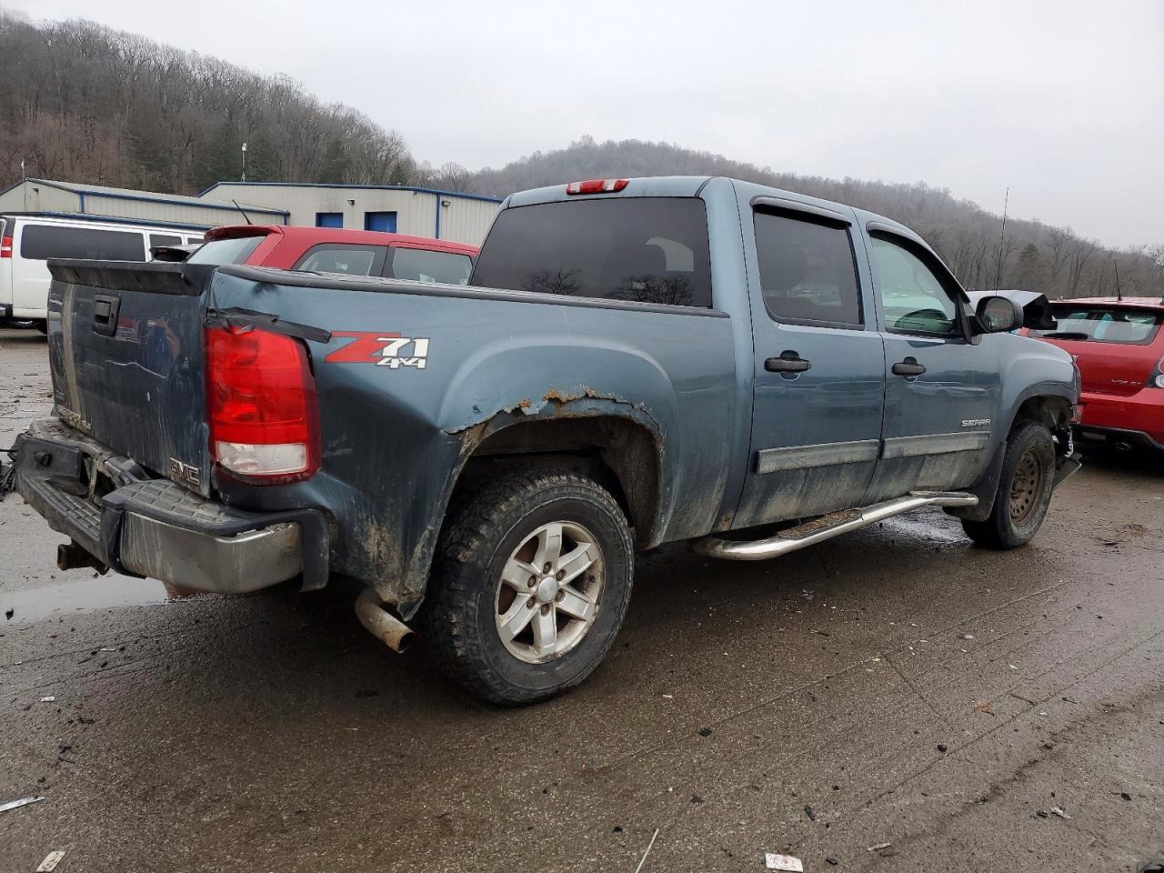 2011 GMC SIERRA K1500 SLE photo 3