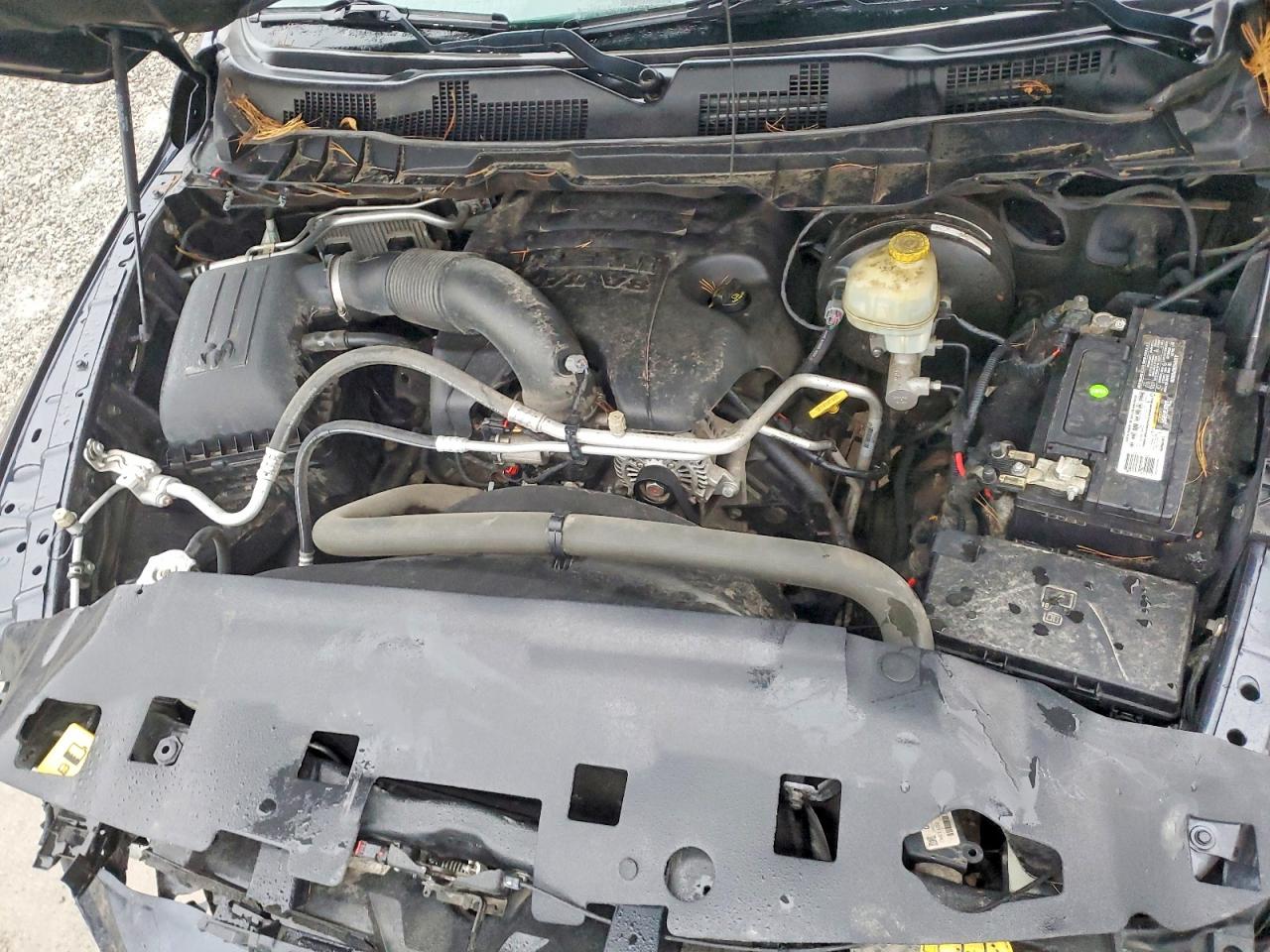 2016 RAM 1500 SLT photo 21