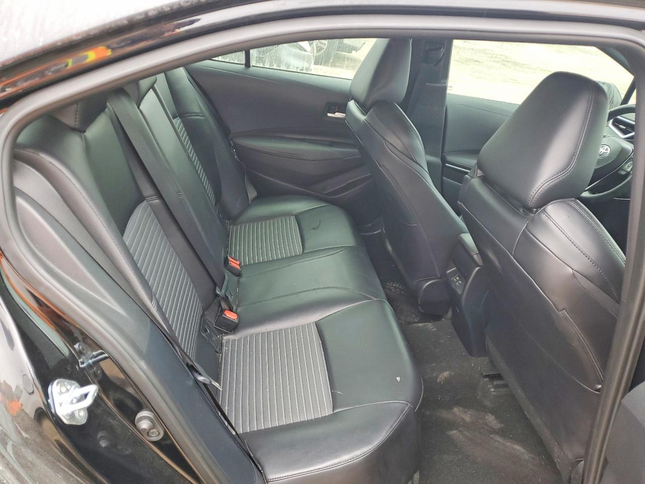 2024 TOYOTA COROLLA XSE photo 19