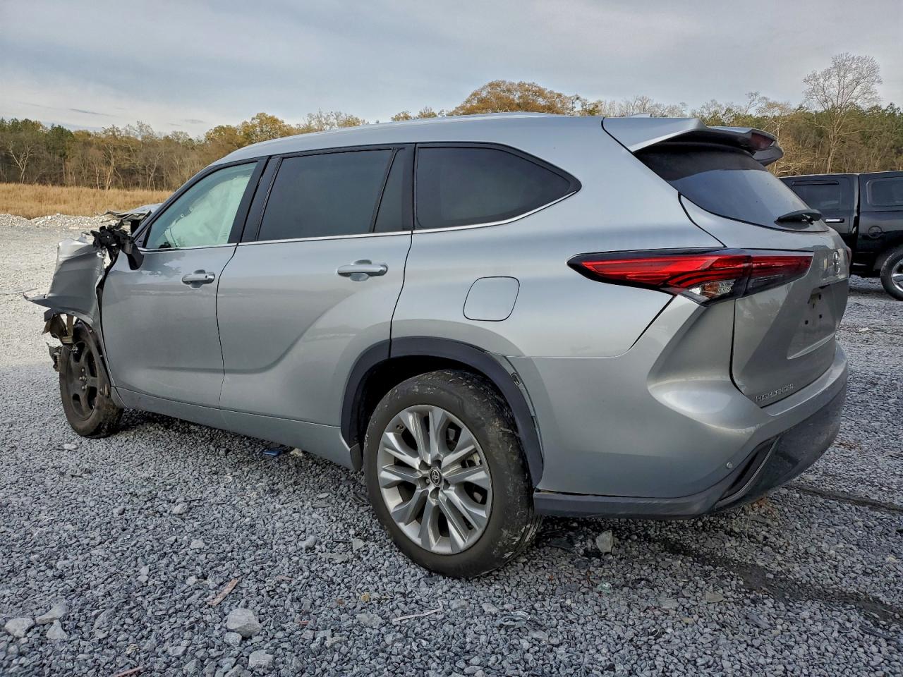 2021 TOYOTA HIGHLANDER LIMITED photo 2