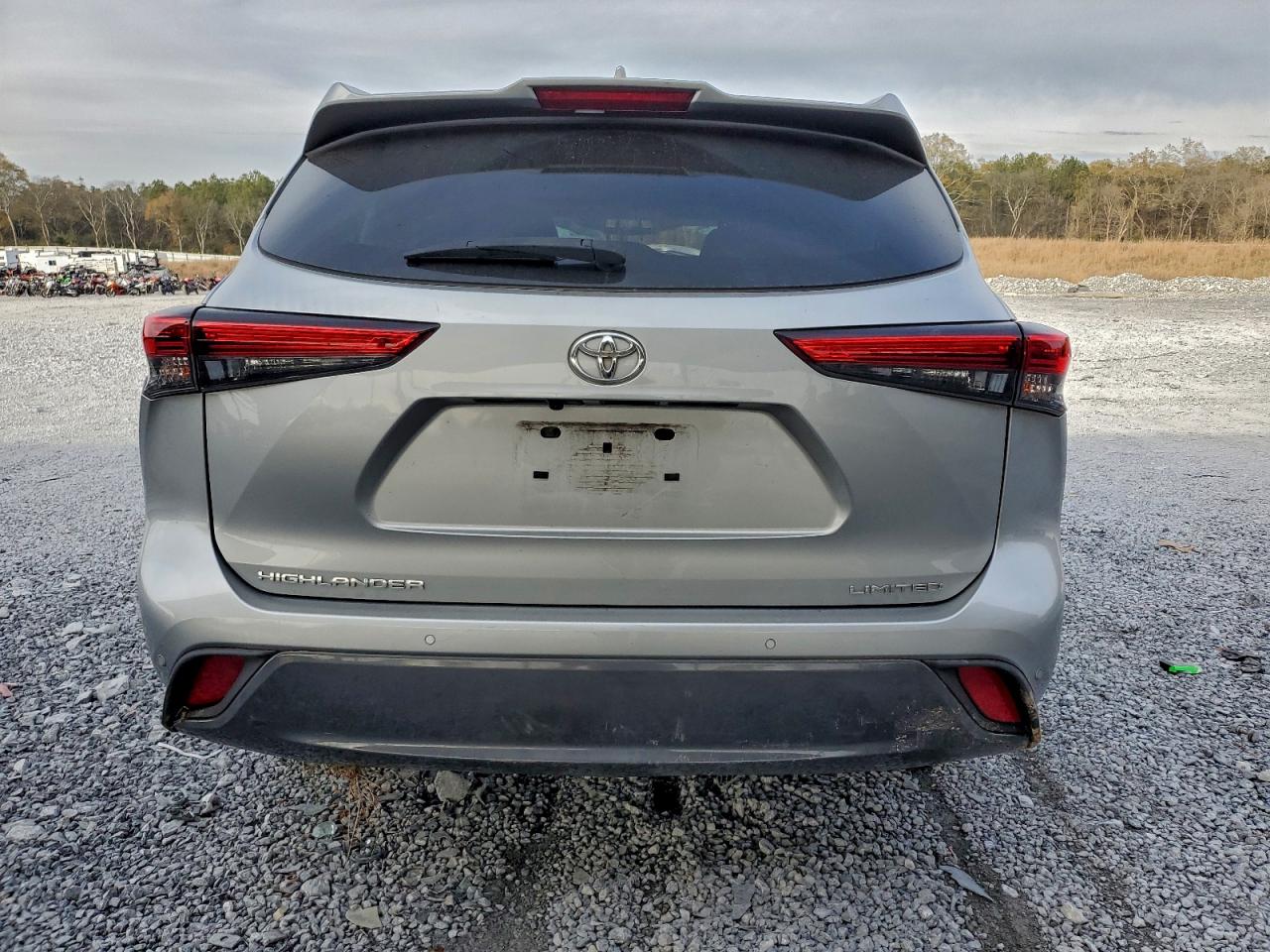 2021 TOYOTA HIGHLANDER LIMITED photo 6