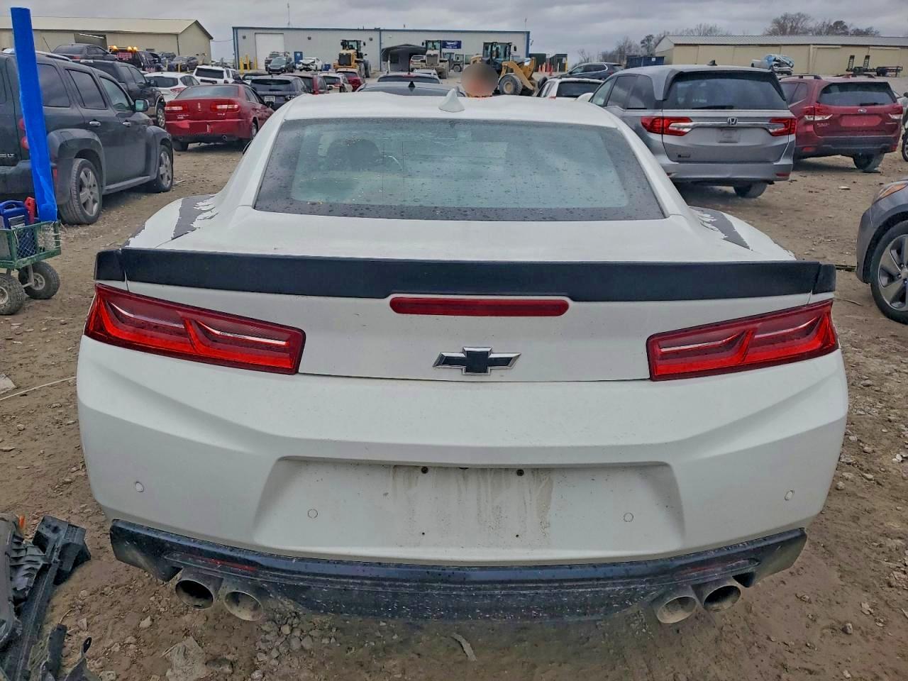 2017 CHEVROLET CAMARO LT photo 6