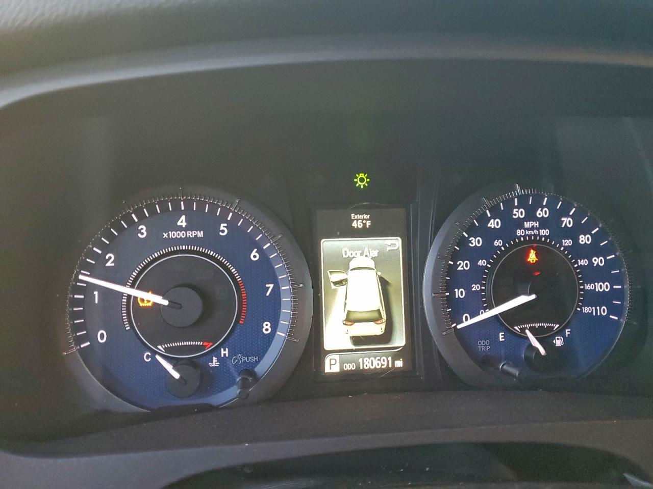 2015 TOYOTA SIENNA XLE photo 25