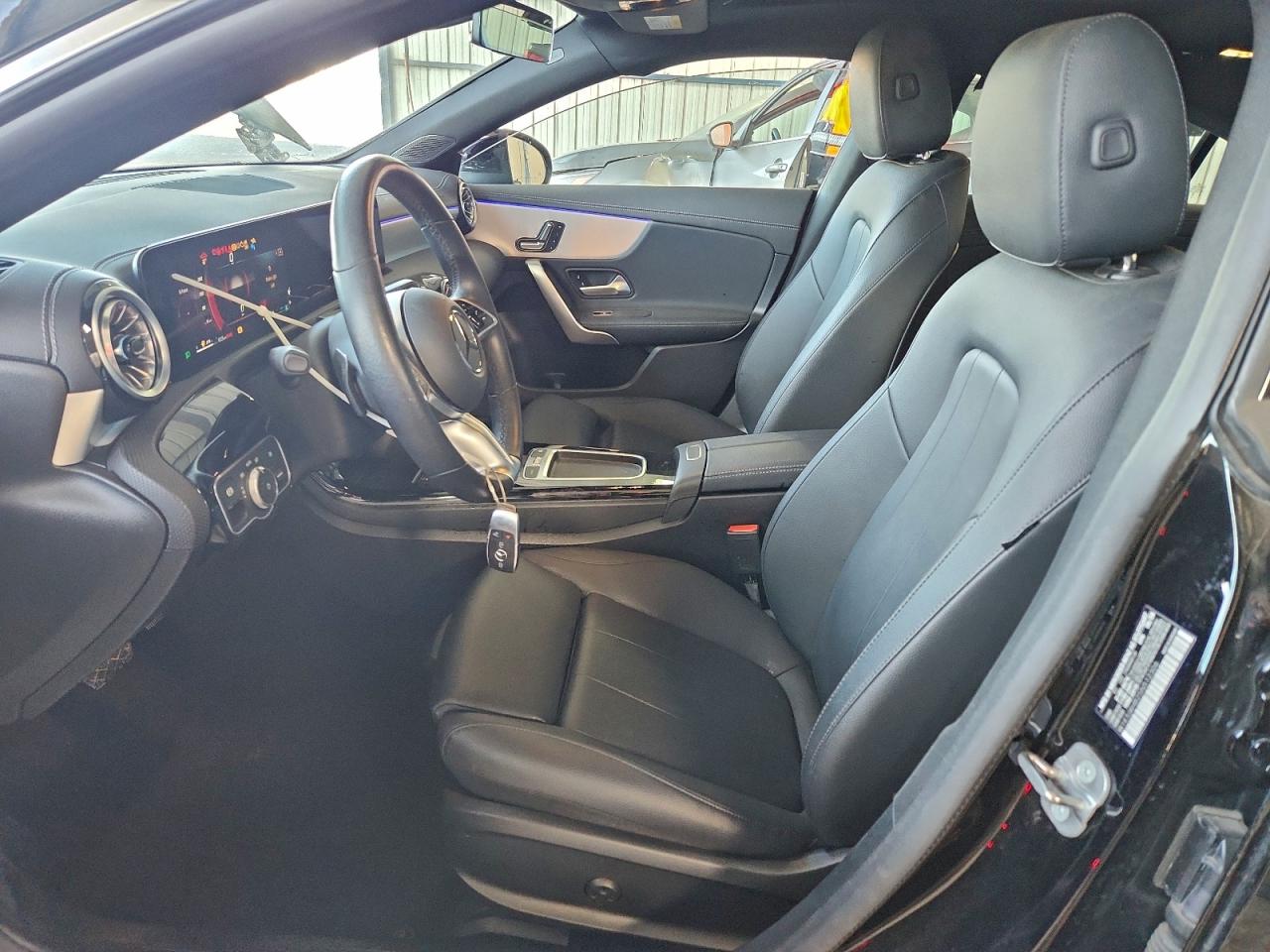 2025 MERCEDES-BENZ CLA 250 4MATIC photo 7