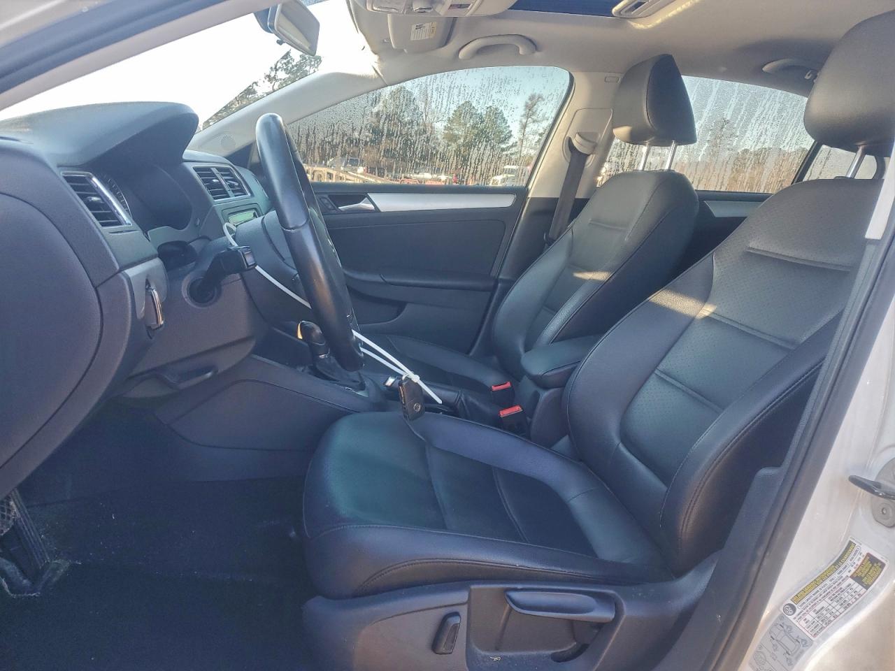 2014 VOLKSWAGEN JETTA SE photo 7