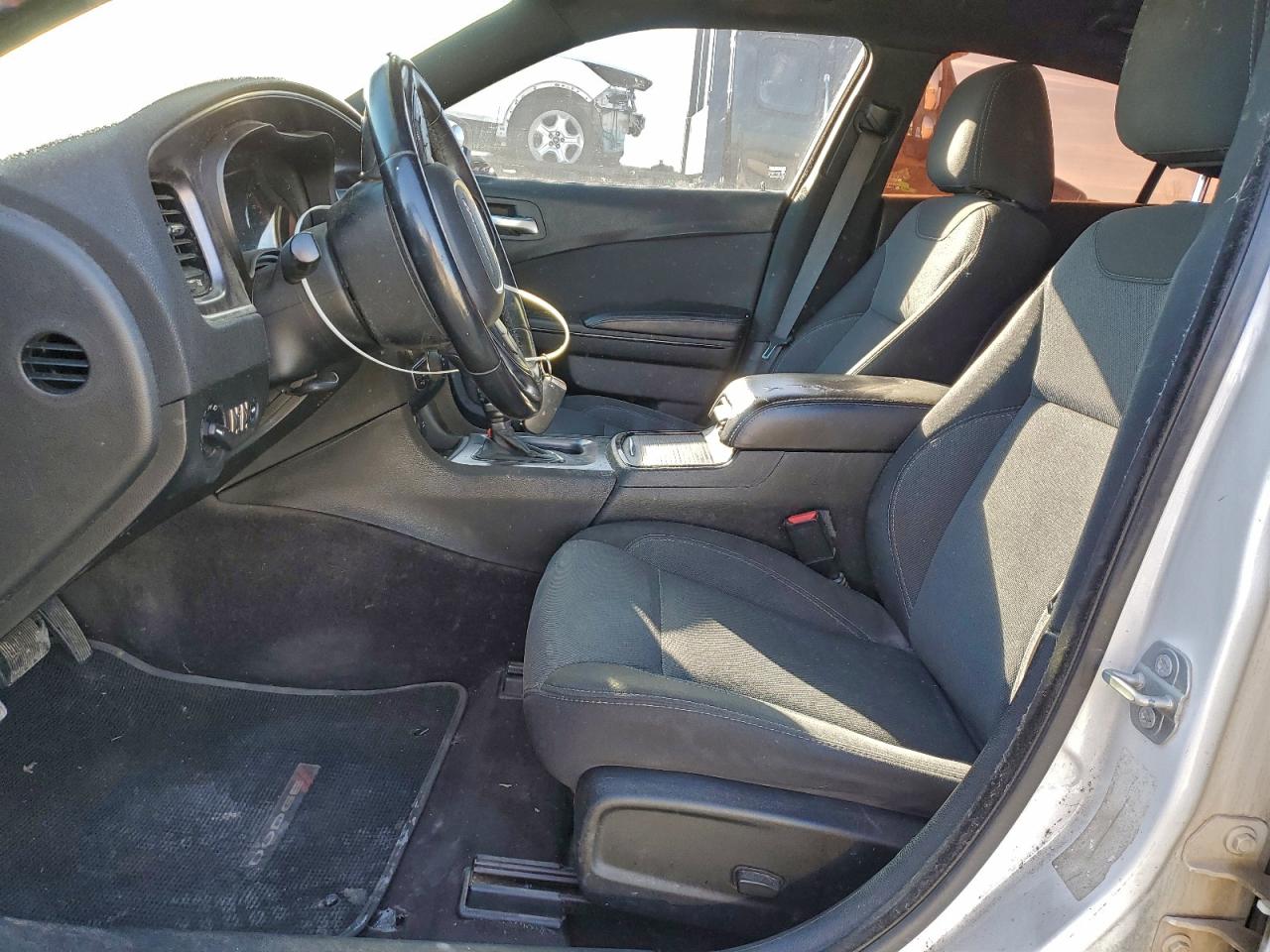 2018 DODGE CHARGER SXT photo 7