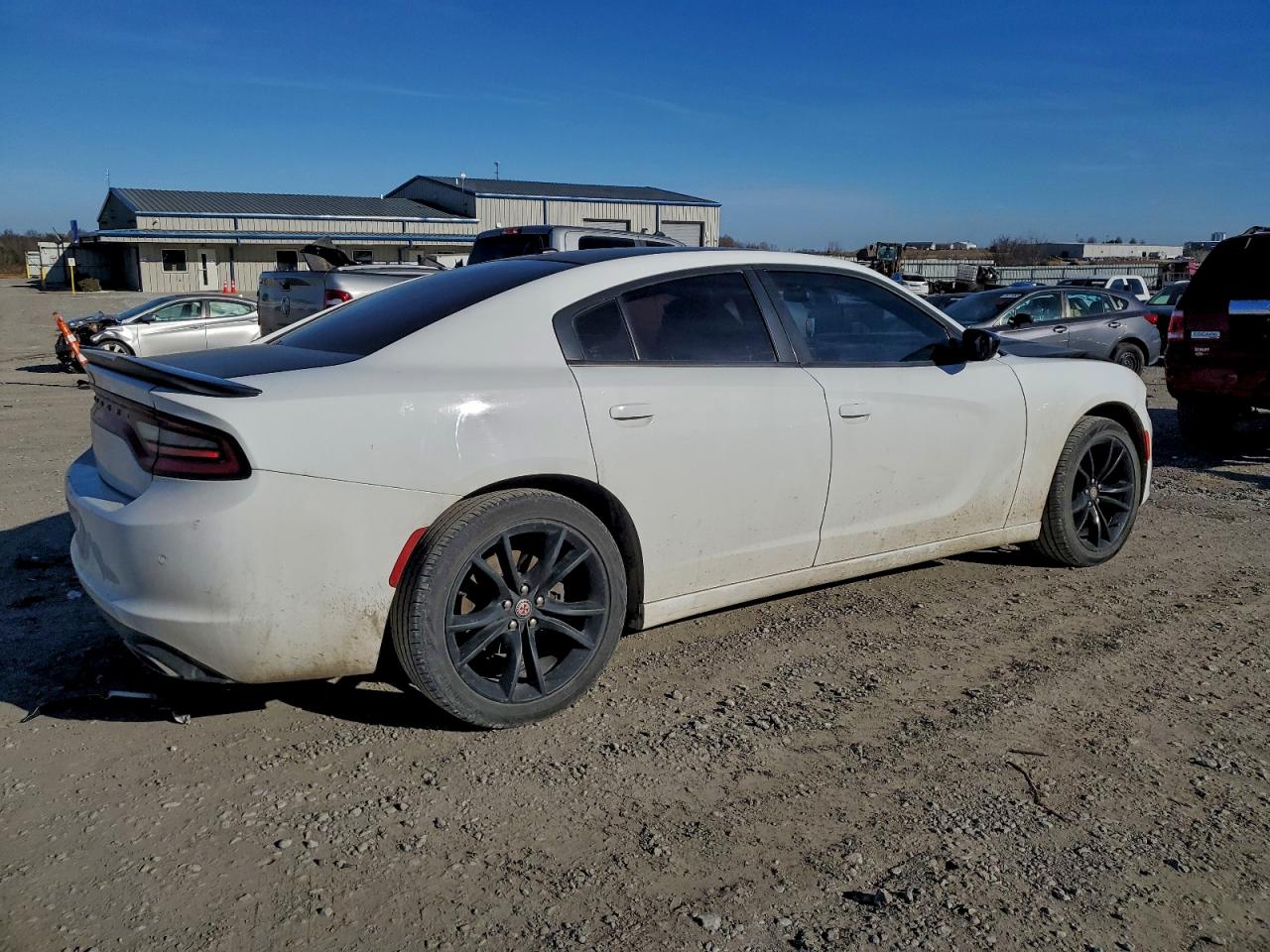 2018 DODGE CHARGER SXT photo 3