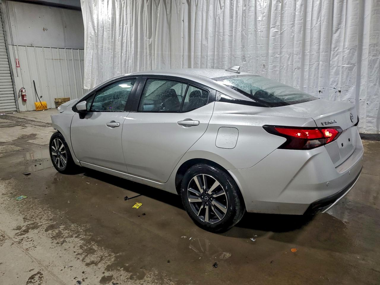 2025 NISSAN VERSA SV photo 2