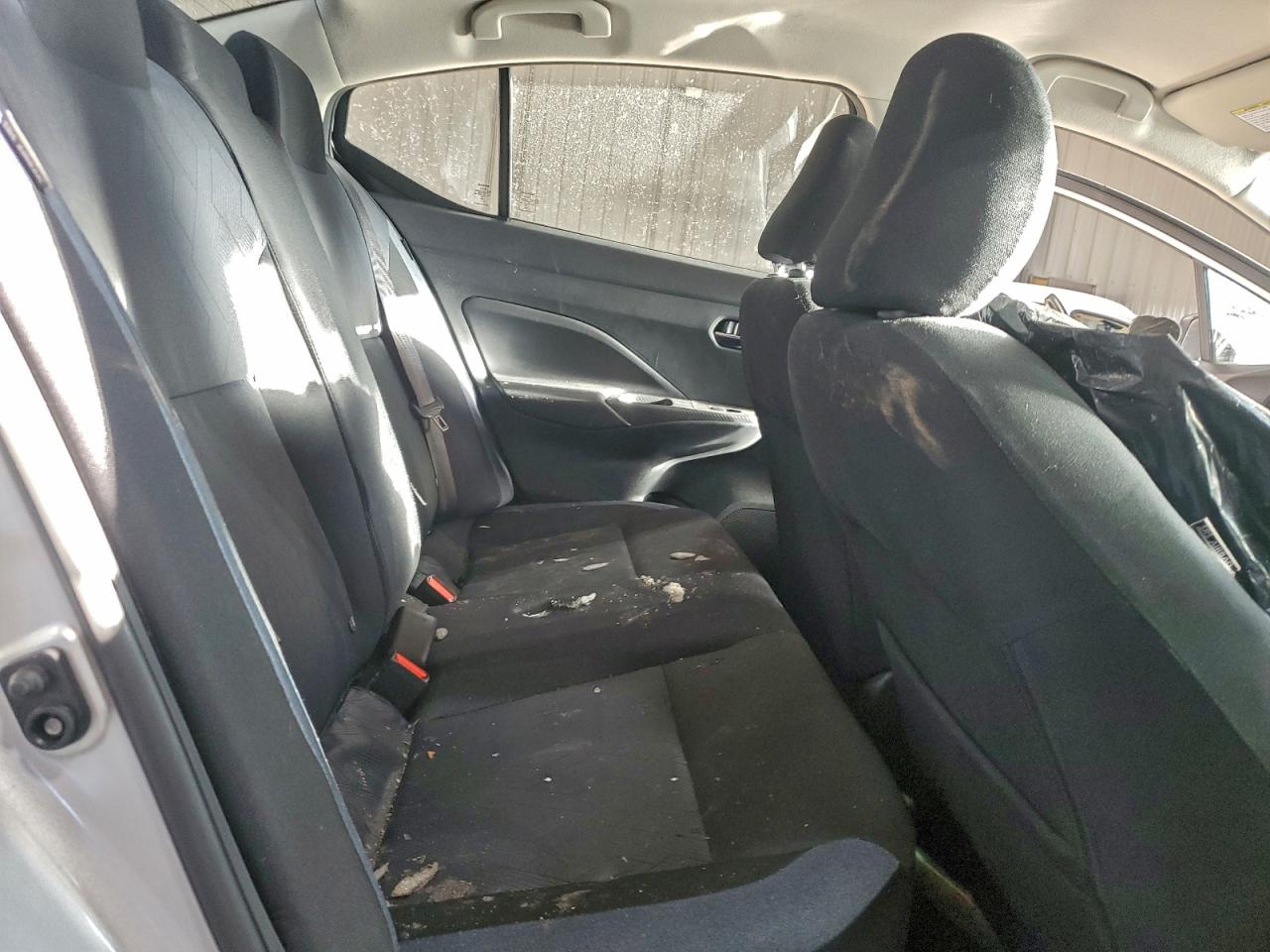 2025 NISSAN VERSA SV photo 10