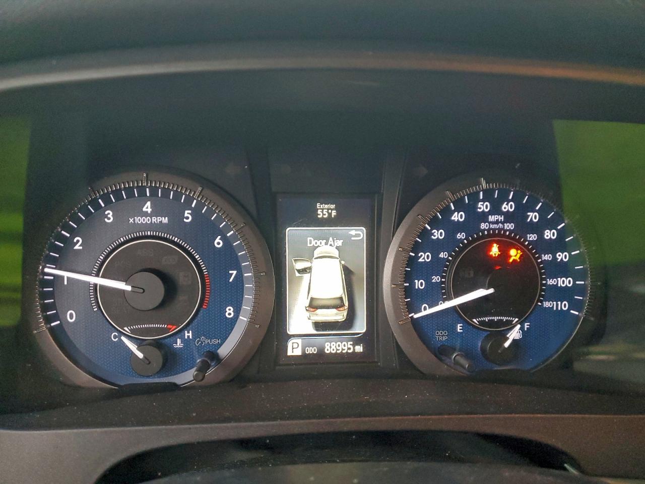 2017 TOYOTA SIENNA XLE photo 9