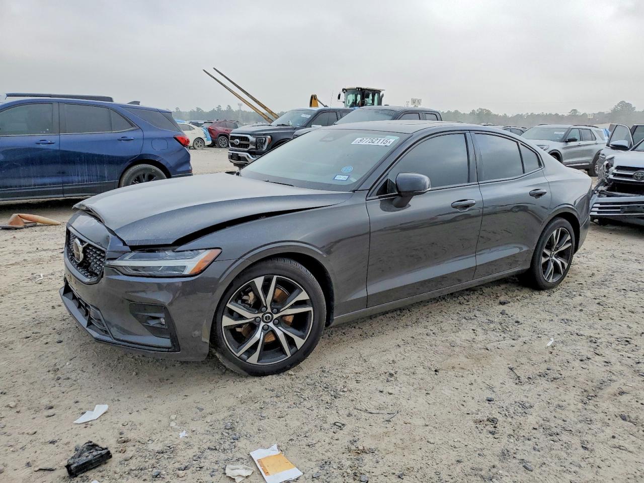 2024 VOLVO S60