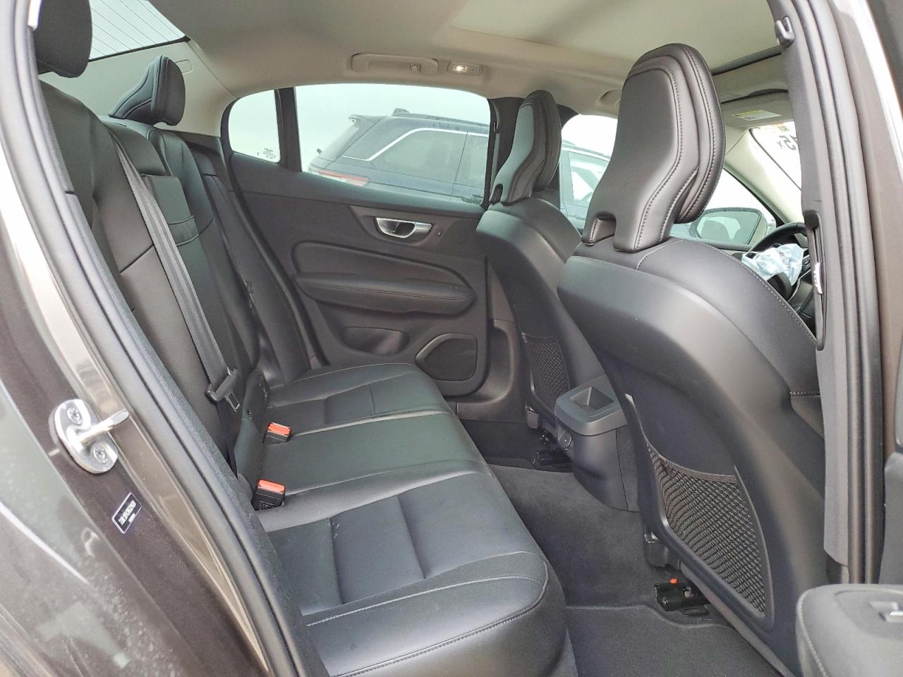 2024 VOLVO S60 CORE photo 10