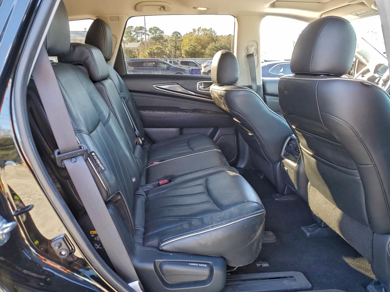 2020 INFINITI QX60 LUXE photo 11