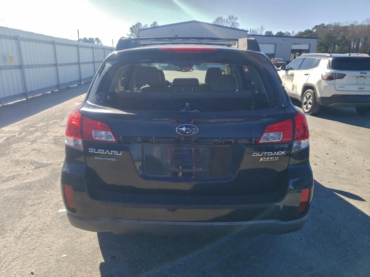 2010 SUBARU OUTBACK 2.5I LIMITED photo 11