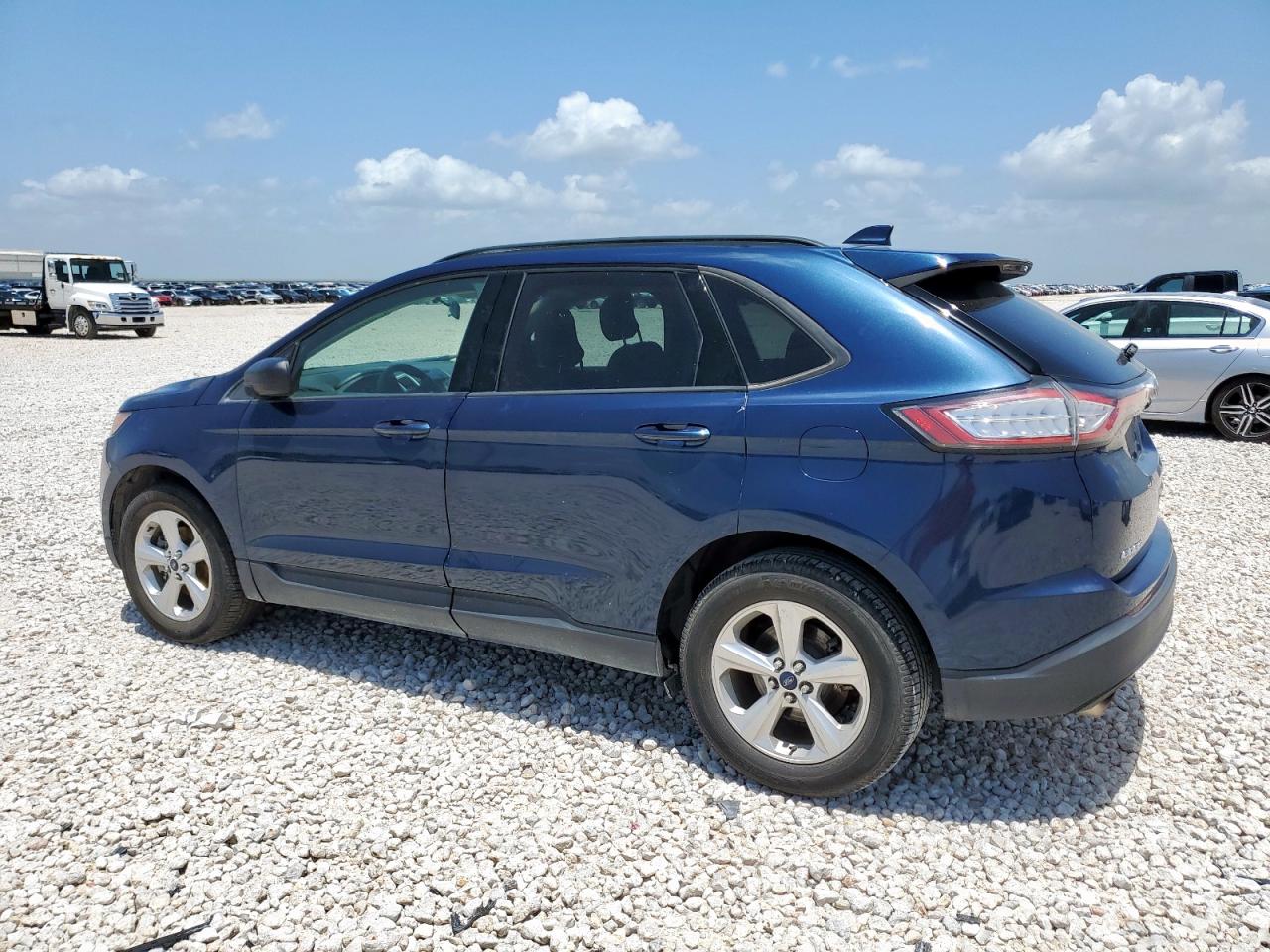 2017 FORD EDGE SE photo 2