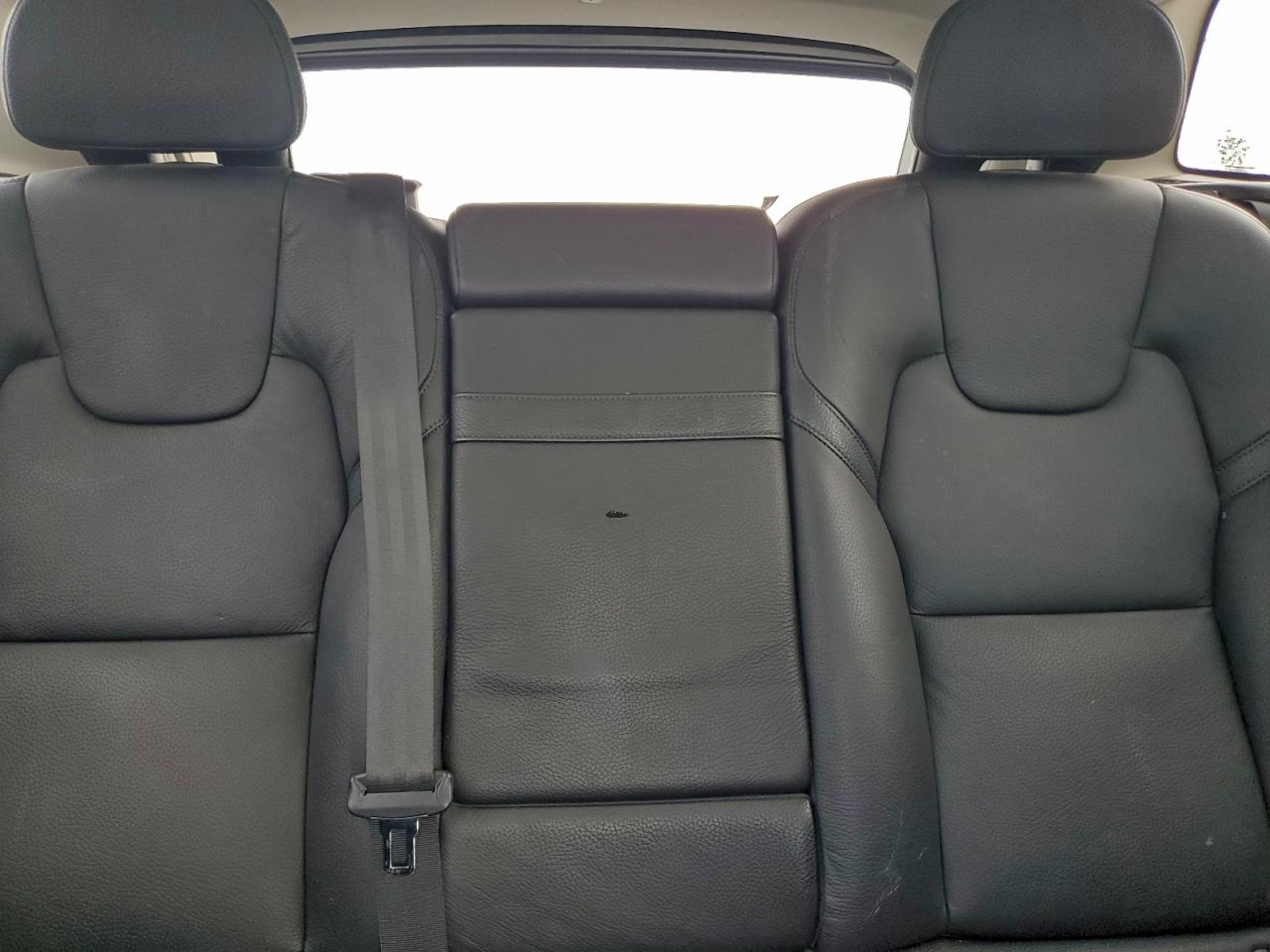 2020 VOLVO XC60 T6 MOMENTUM photo 19