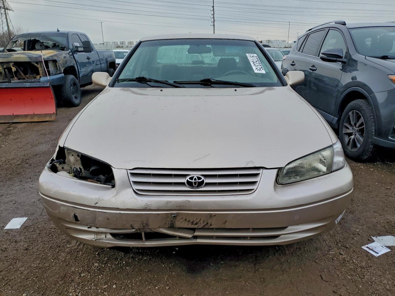 1999 TOYOTA CAMRY LE photo 9