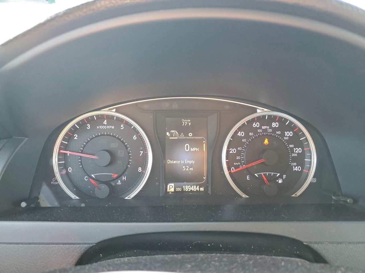 2016 TOYOTA CAMRY LE photo 17