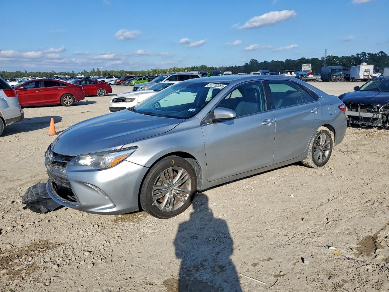 2016 TOYOTA CAMRY