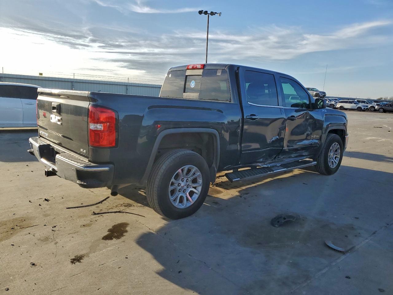 2017 GMC SIERRA K1500 SLE photo 7