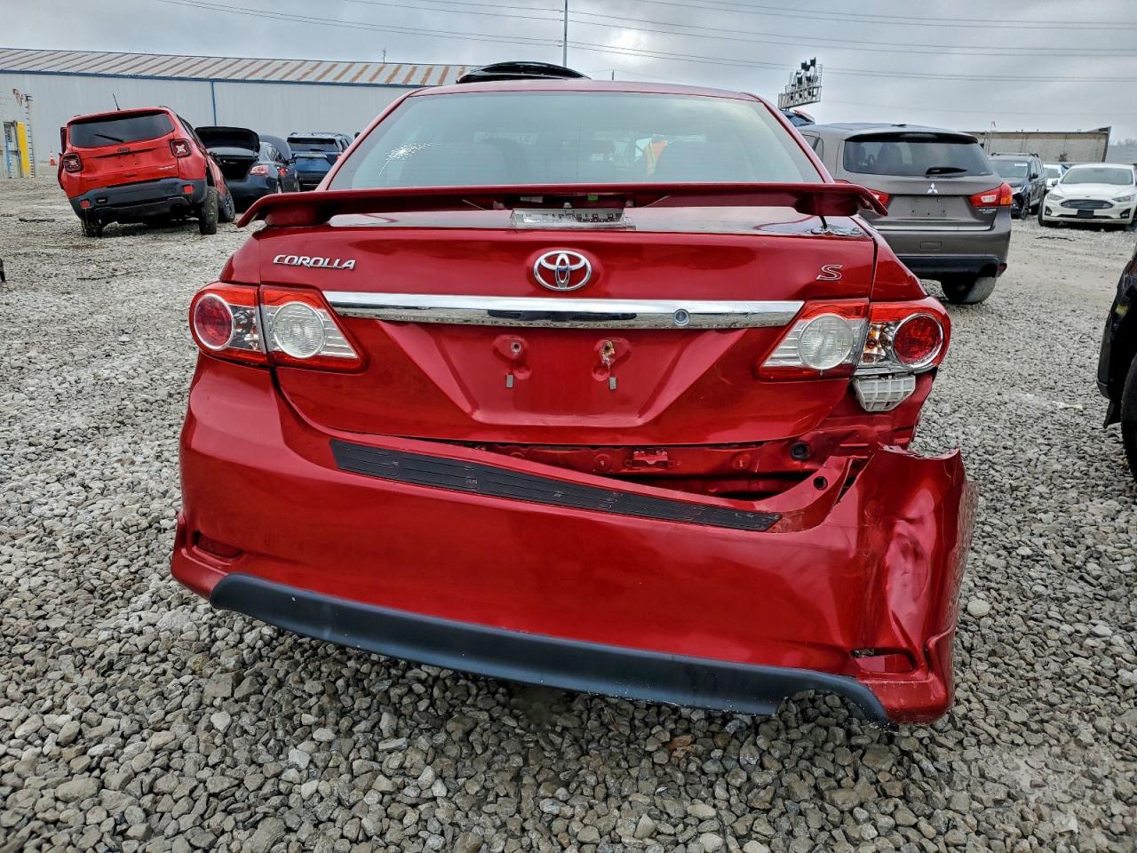 2013 TOYOTA COROLLA BASE photo 6