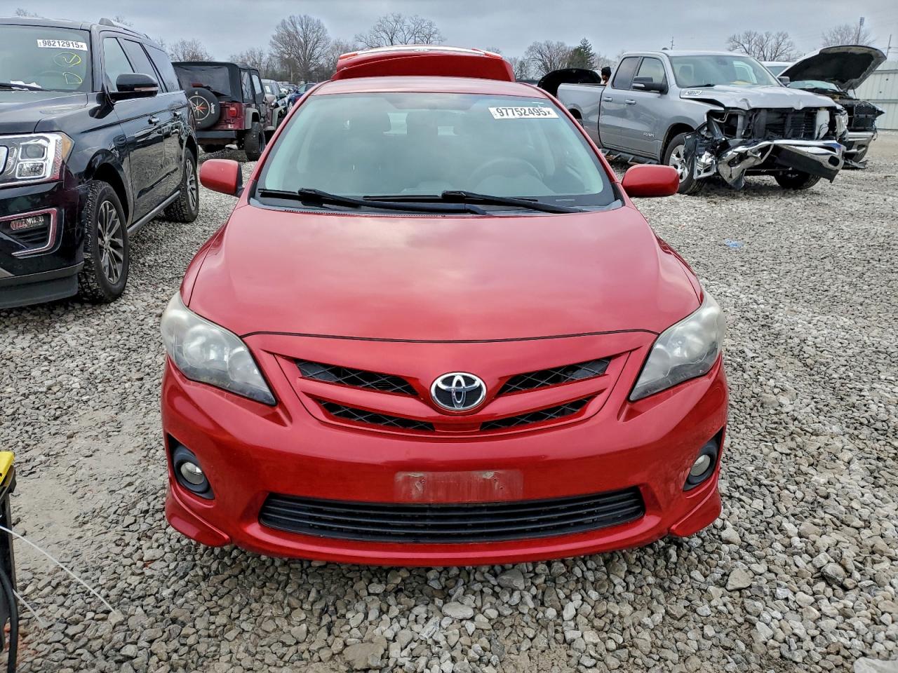 2013 TOYOTA COROLLA BASE photo 5