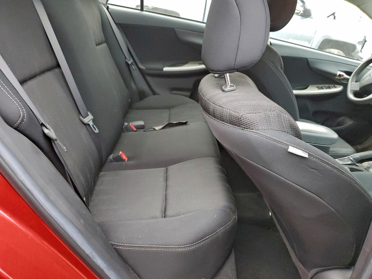 2013 TOYOTA COROLLA BASE photo 10