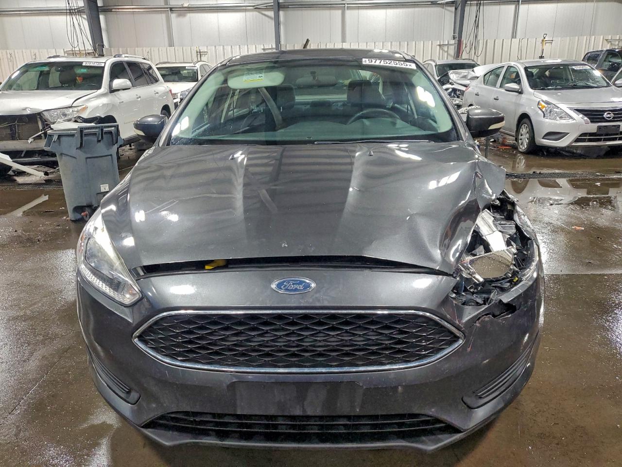 2018 FORD FOCUS SE photo 9