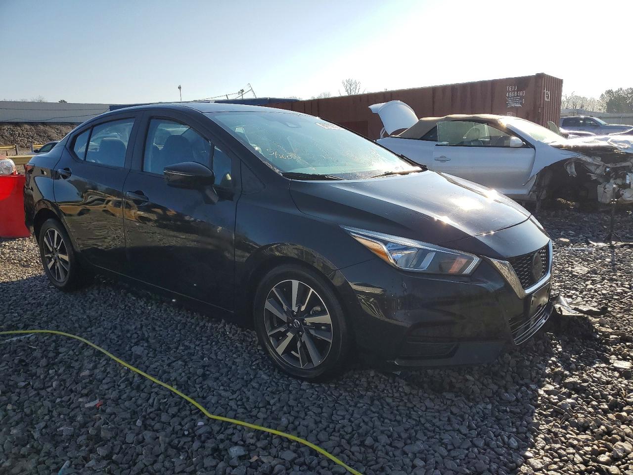 2021 NISSAN VERSA SV photo 7