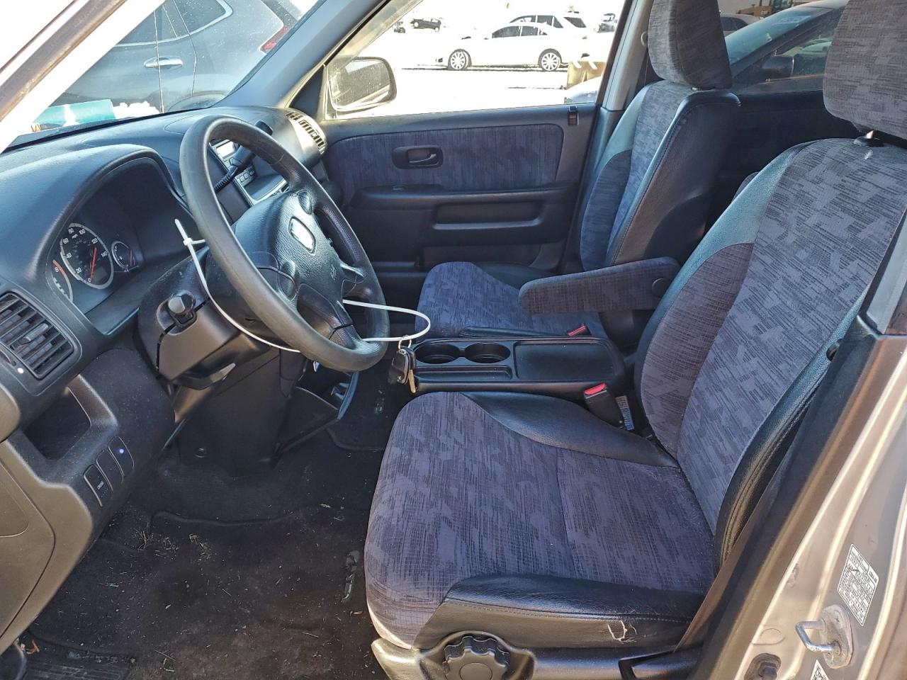 2002 HONDA CR-V LX photo 19