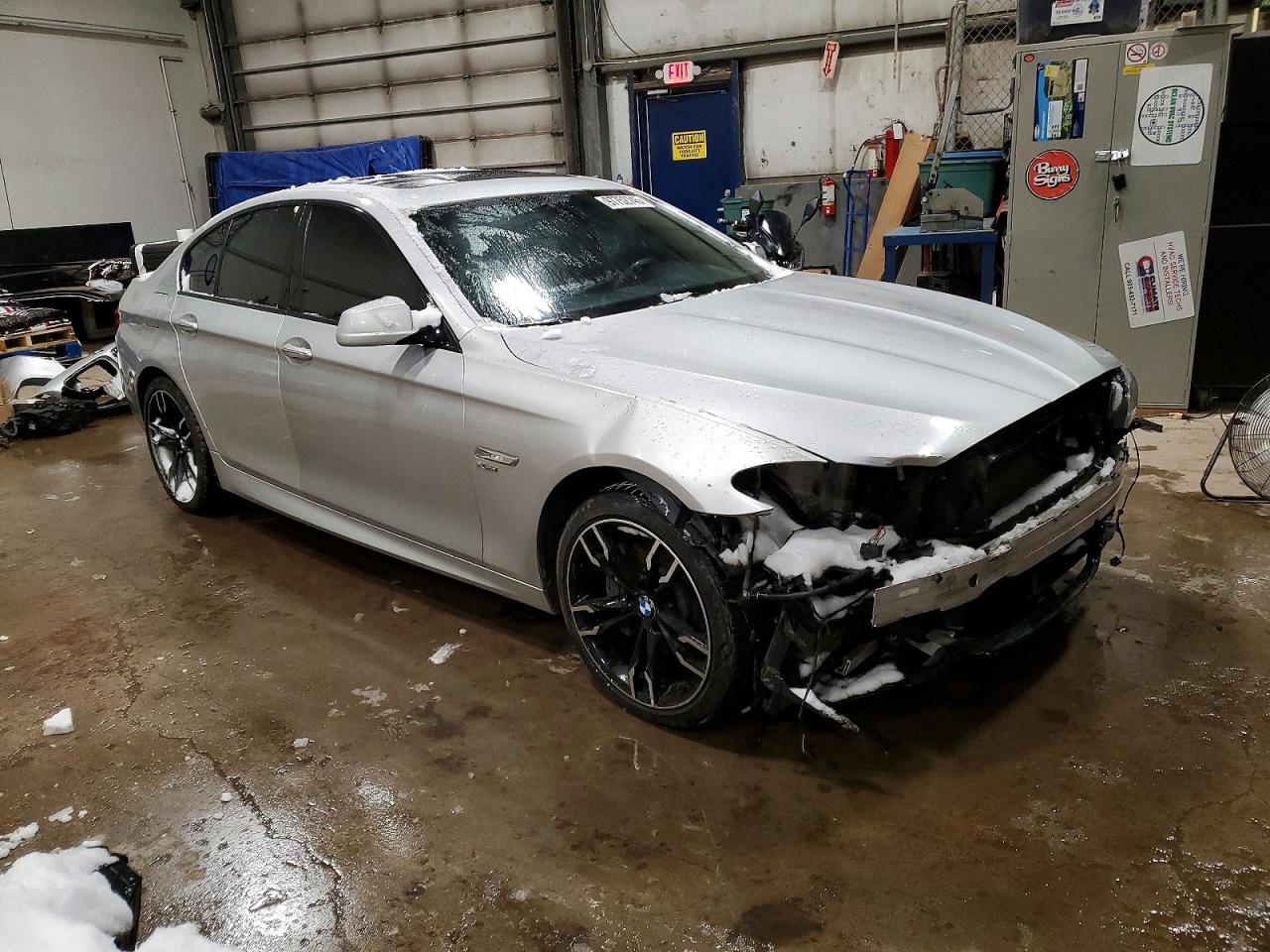 2011 BMW 535 XI photo 4