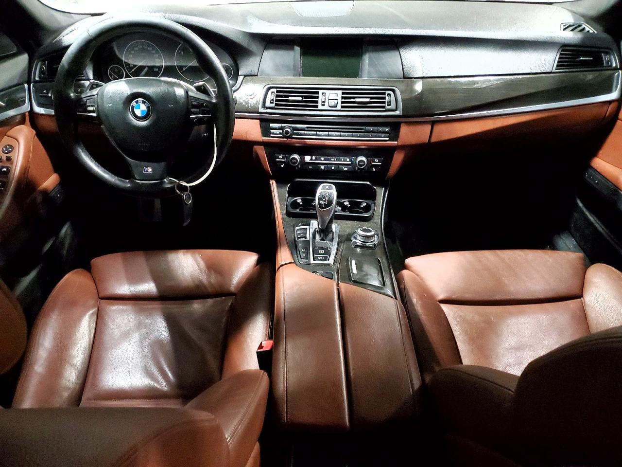 2011 BMW 535 XI photo 8