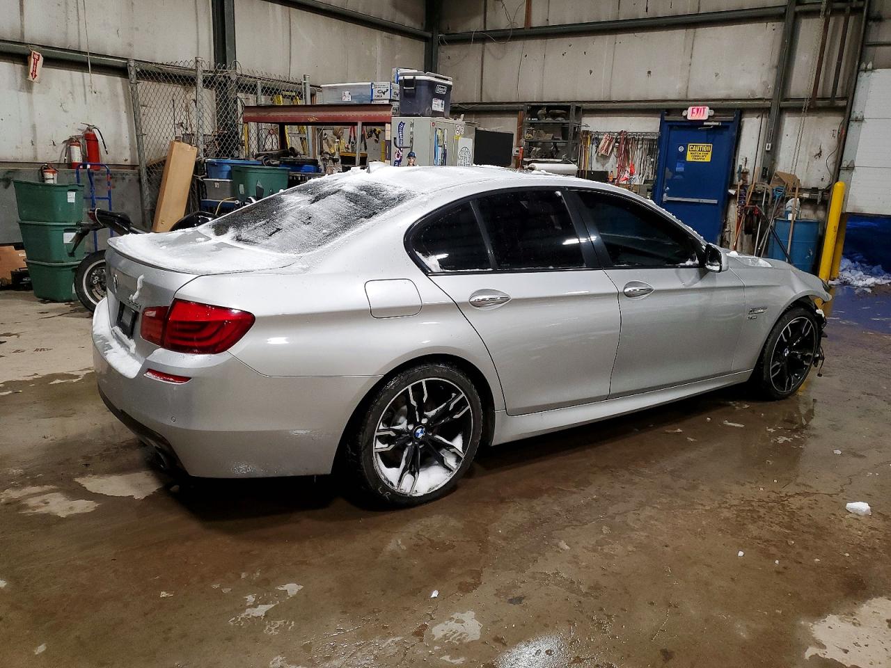 2011 BMW 535 XI photo 3