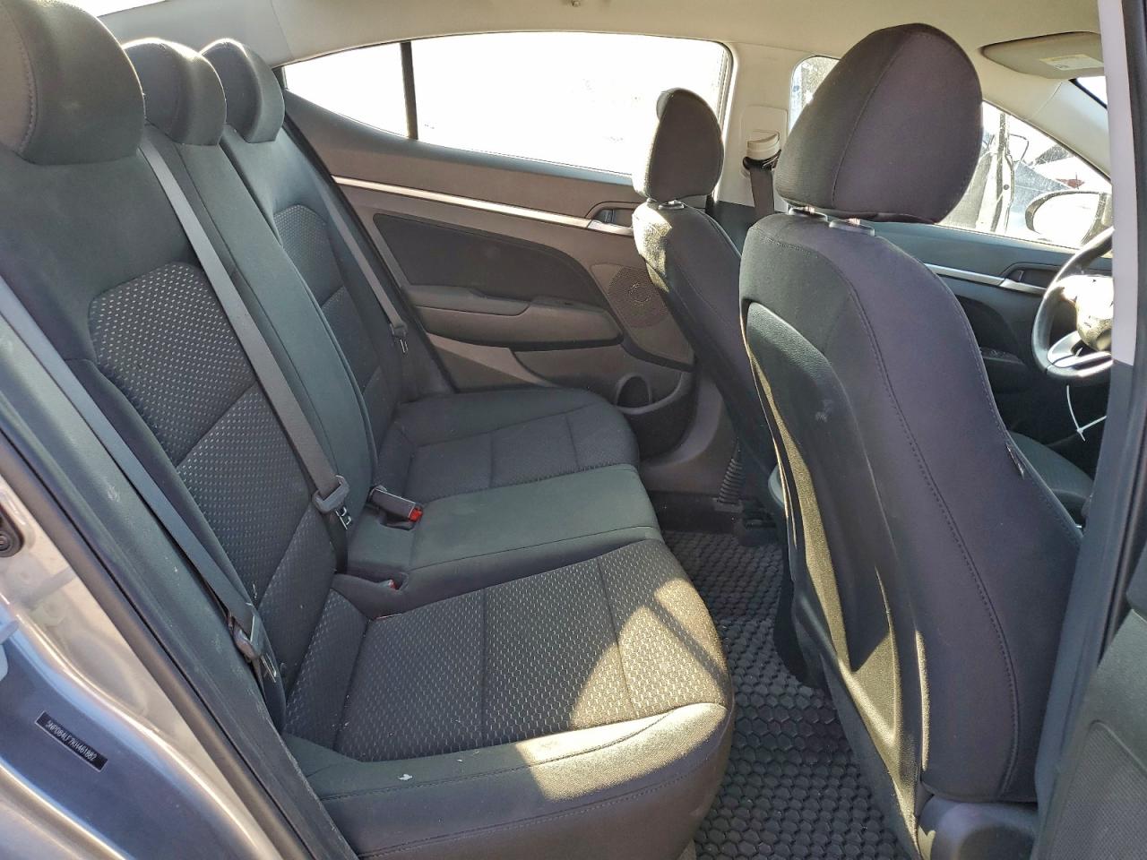 2019 HYUNDAI ELANTRA SEL photo 10