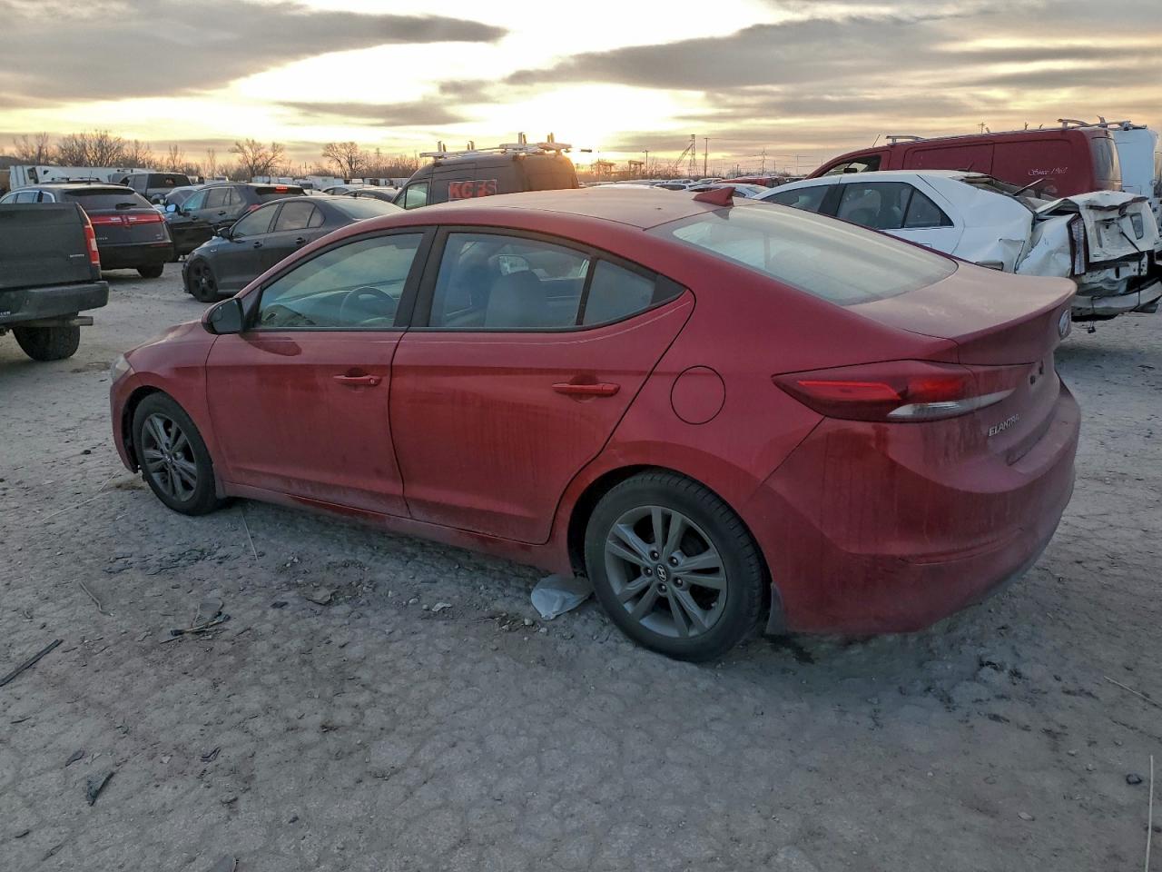 2017 HYUNDAI ELANTRA SE photo 2