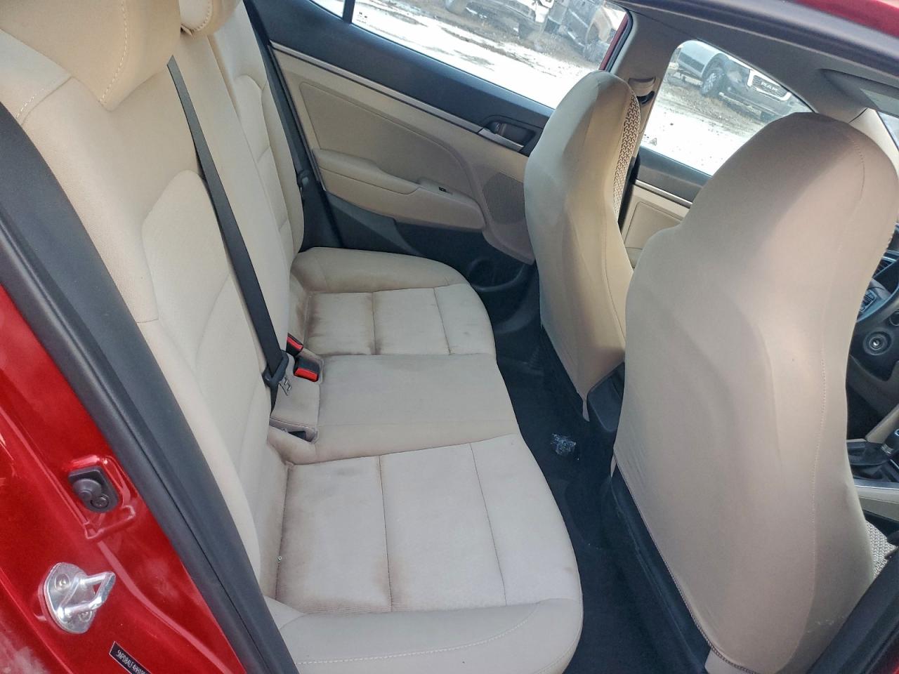 2017 HYUNDAI ELANTRA SE photo 10