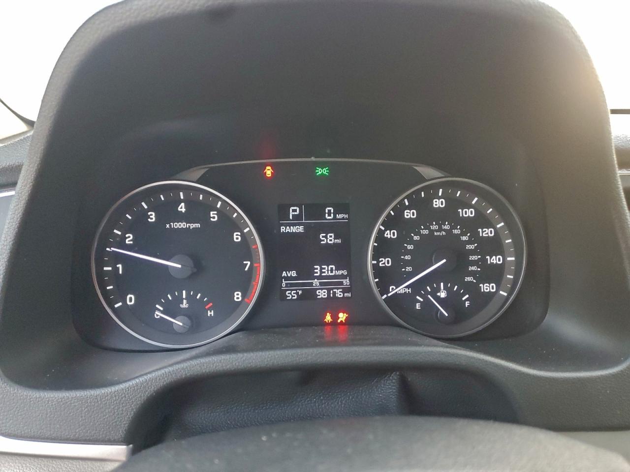 2017 HYUNDAI ELANTRA SE photo 9