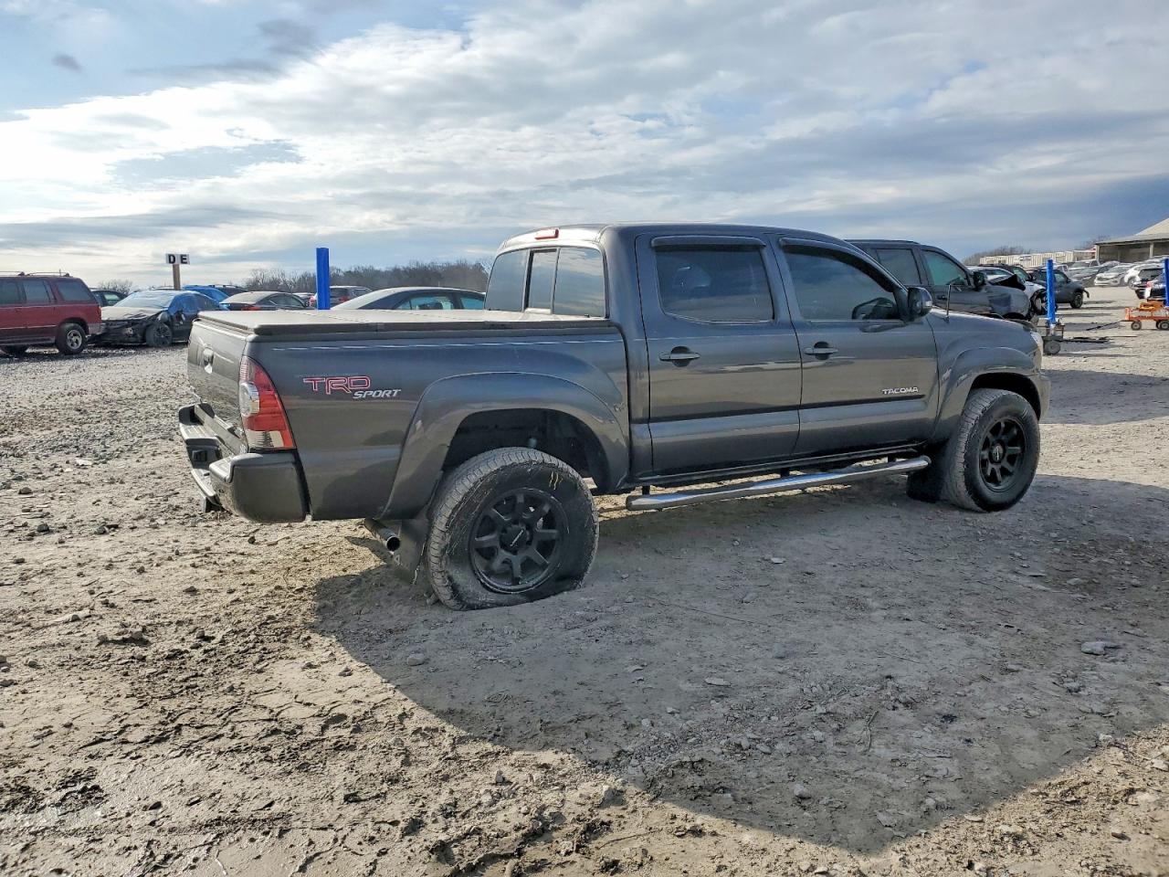 2013 TOYOTA TACOMA DOUBLE CAB photo 3