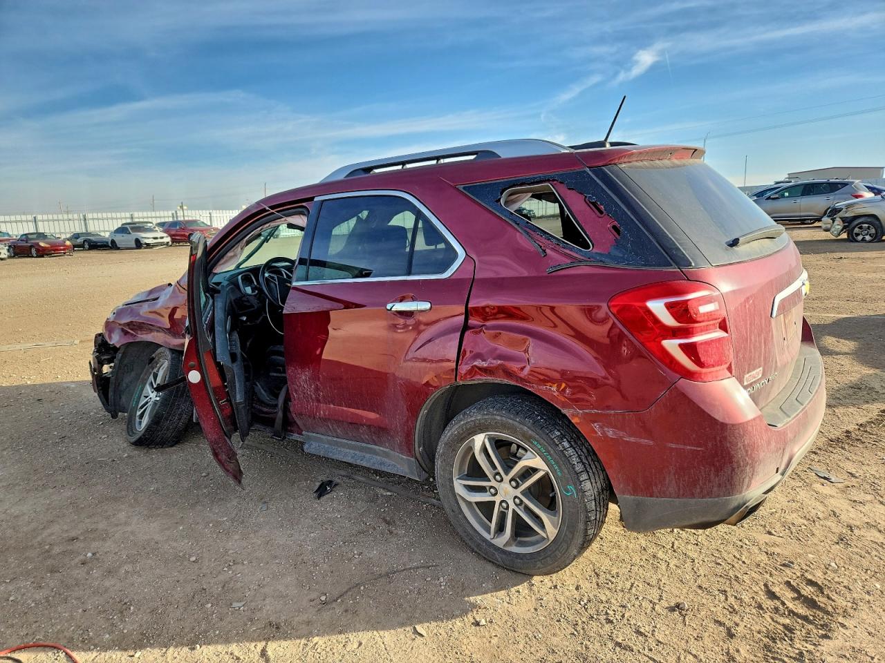 2017 CHEVROLET EQUINOX PREMIER photo 2