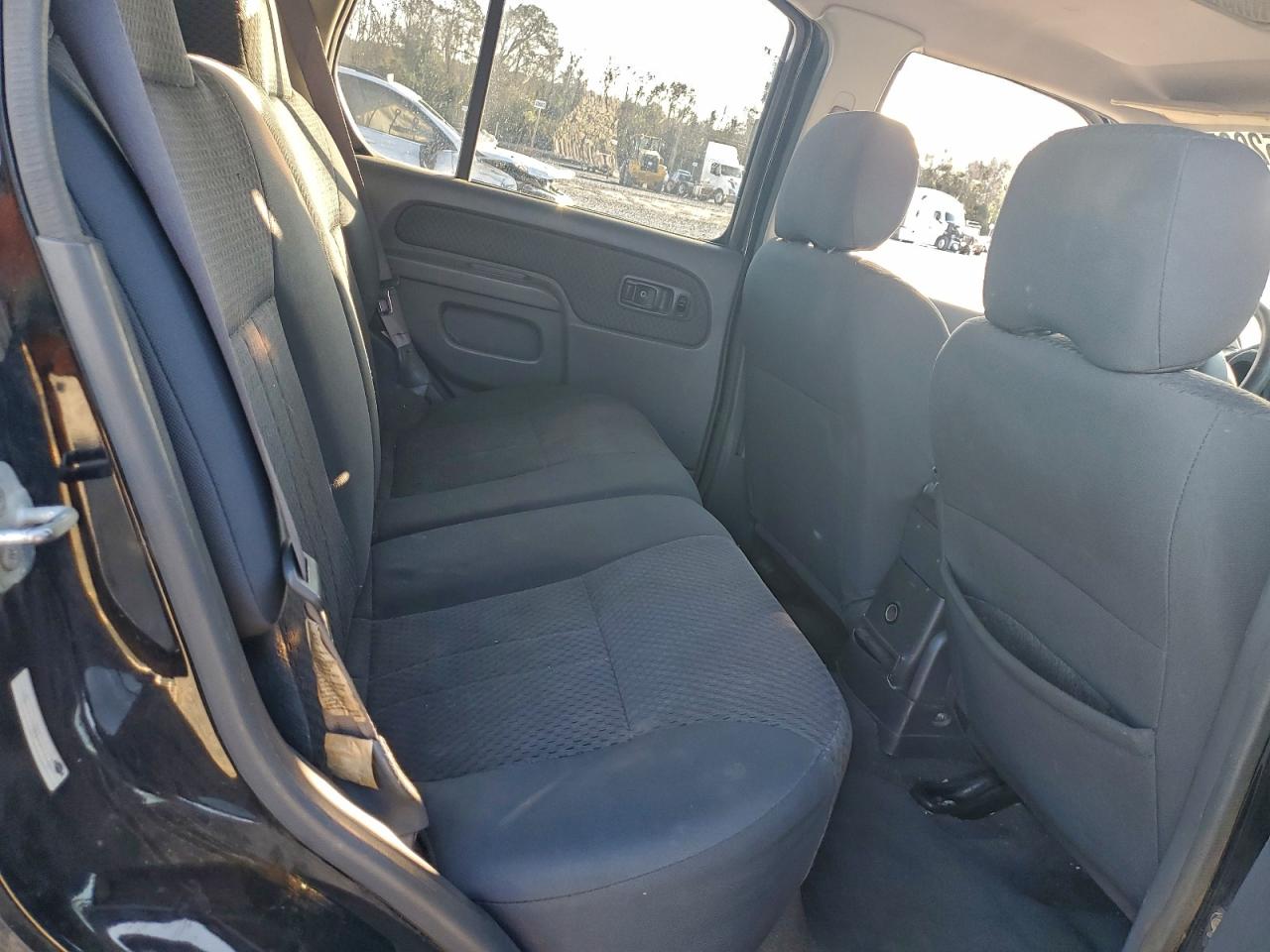 2003 NISSAN XTERRA XE photo 11