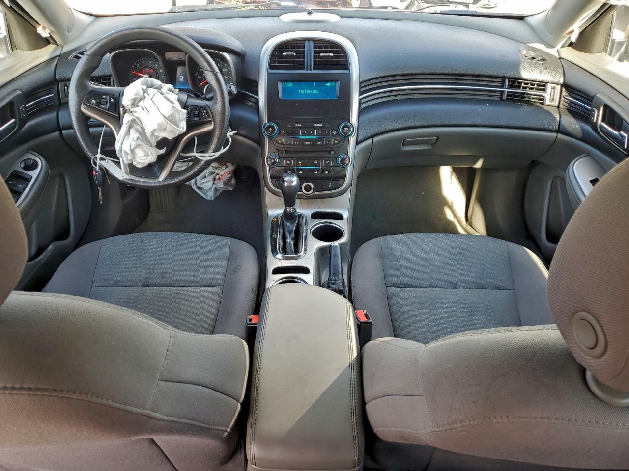 2014 CHEVROLET MALIBU LS photo 8