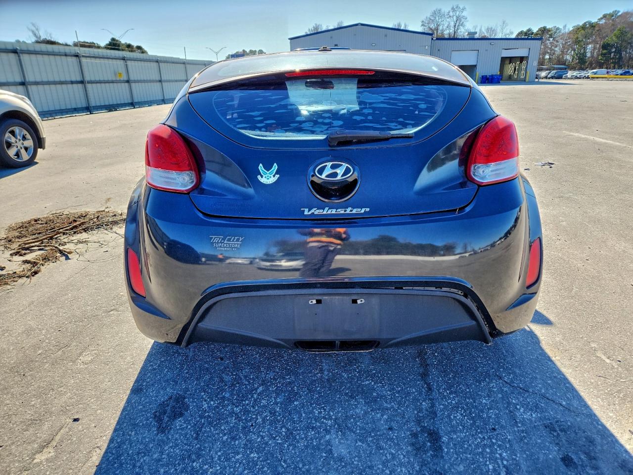 2013 HYUNDAI VELOSTER photo 6