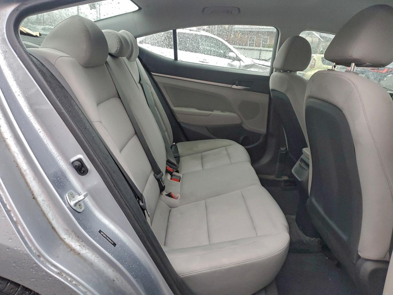 2017 HYUNDAI ELANTRA SE photo 19