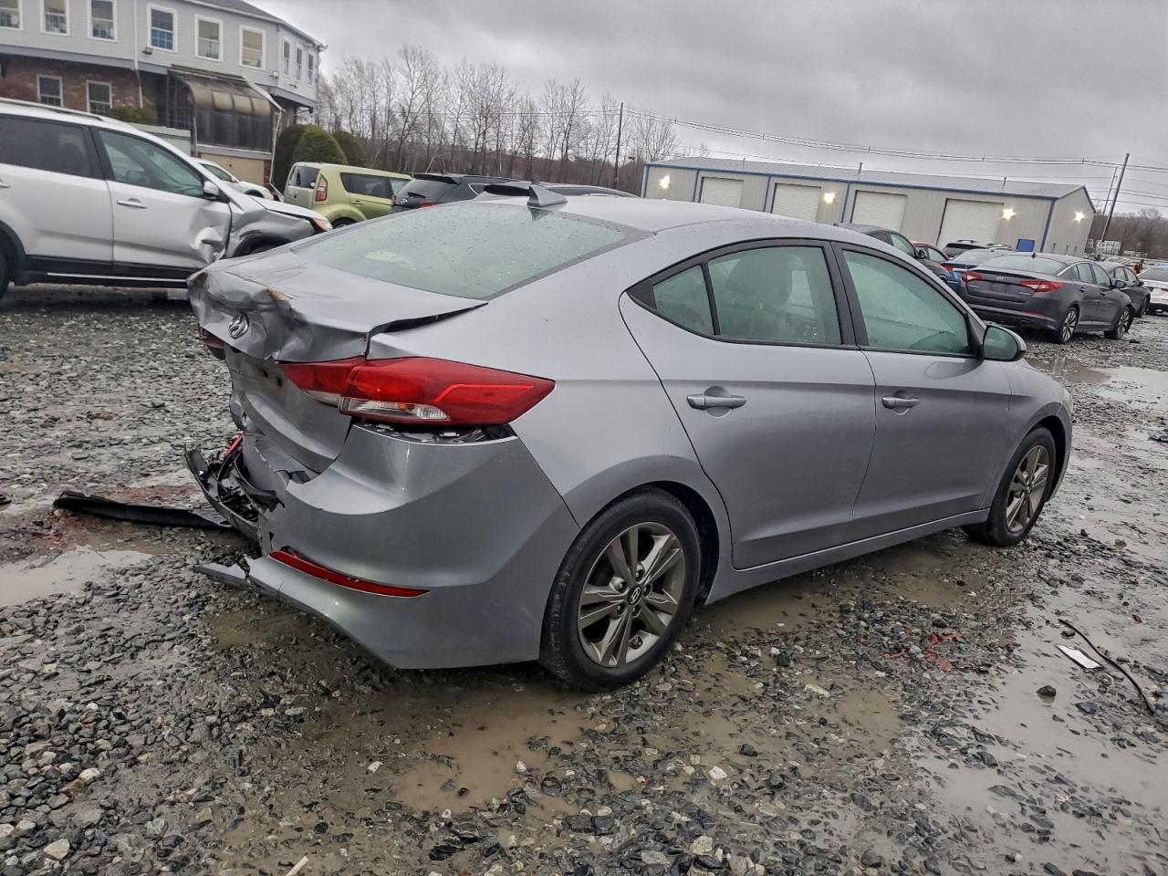 2017 HYUNDAI ELANTRA SE photo 5