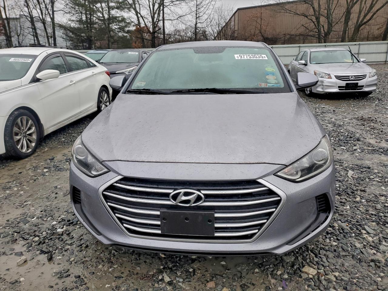 2017 HYUNDAI ELANTRA SE photo 9