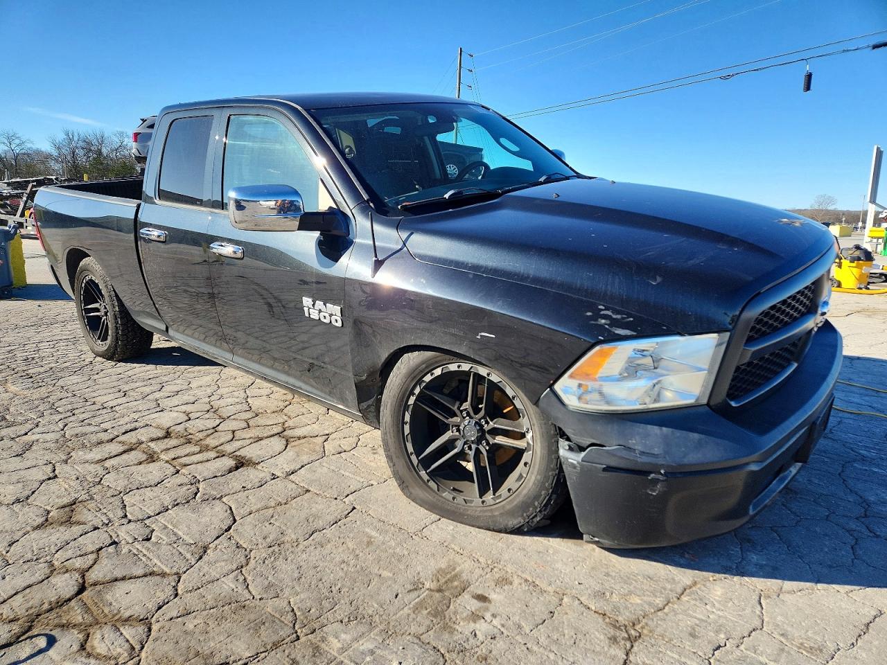 2017 RAM 1500 ST photo 7
