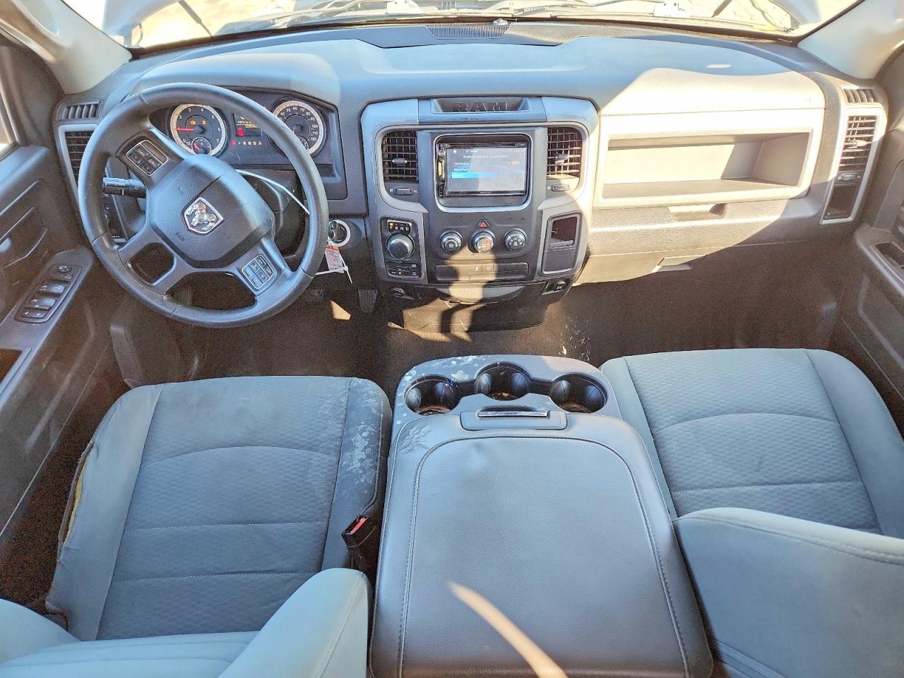 2017 RAM 1500 ST photo 15