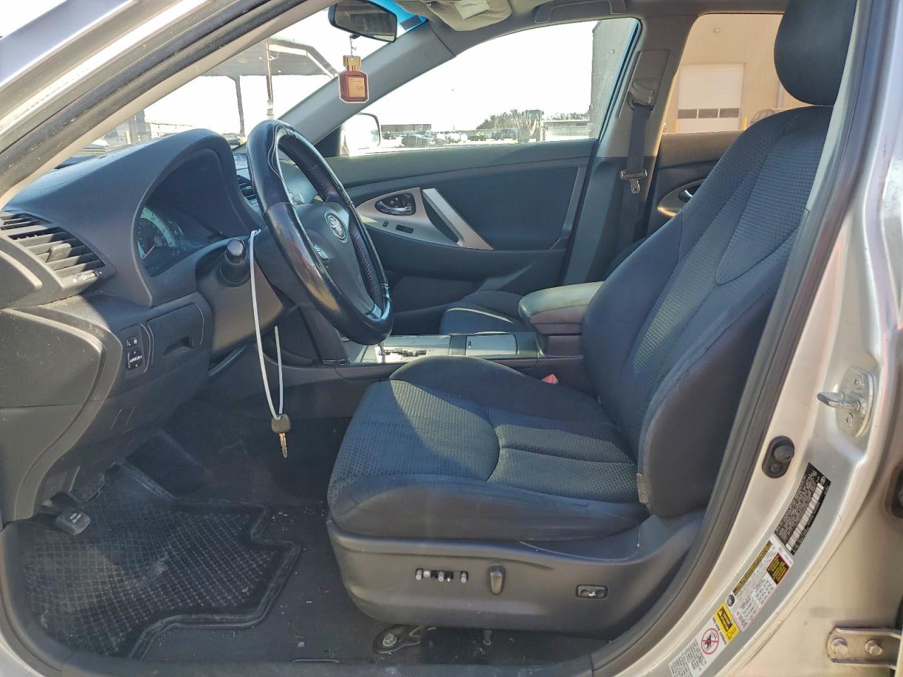 2009 TOYOTA CAMRY BASE photo 7