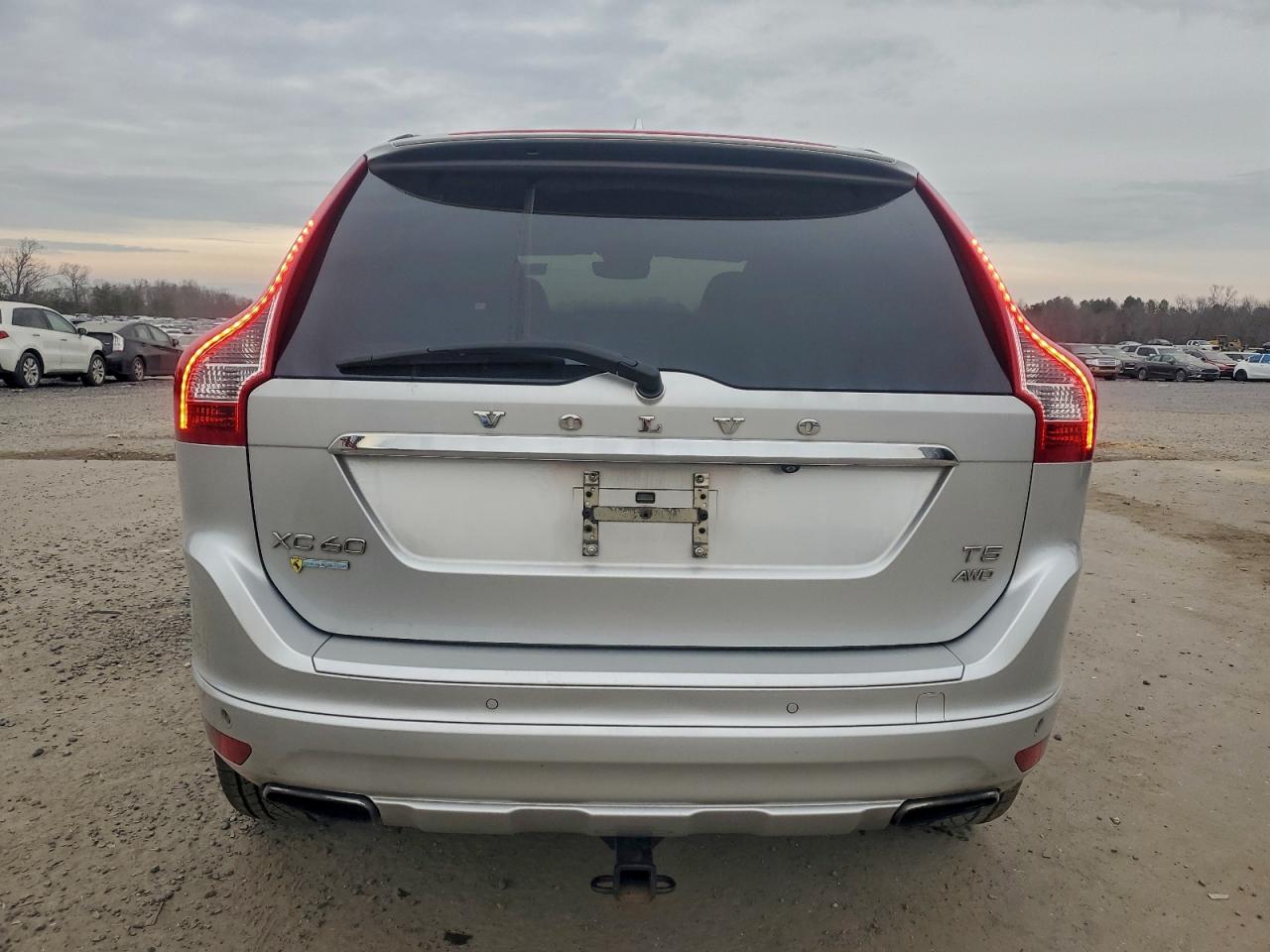 2015 VOLVO XC60 T5 PREMIER photo 6
