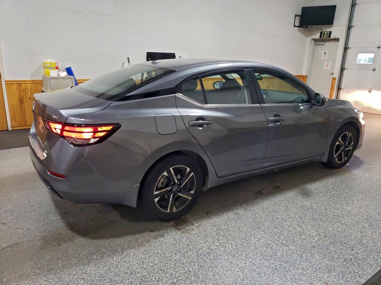 2024 NISSAN SENTRA SV photo 3